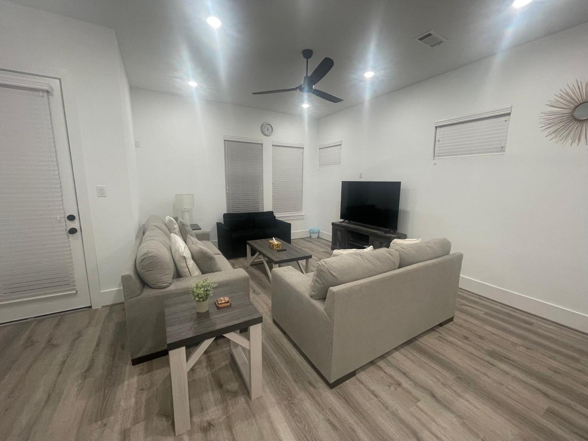 Comfortable 3 Bedroom - Heart Of Texas Medical Center Houston Bagian luar foto