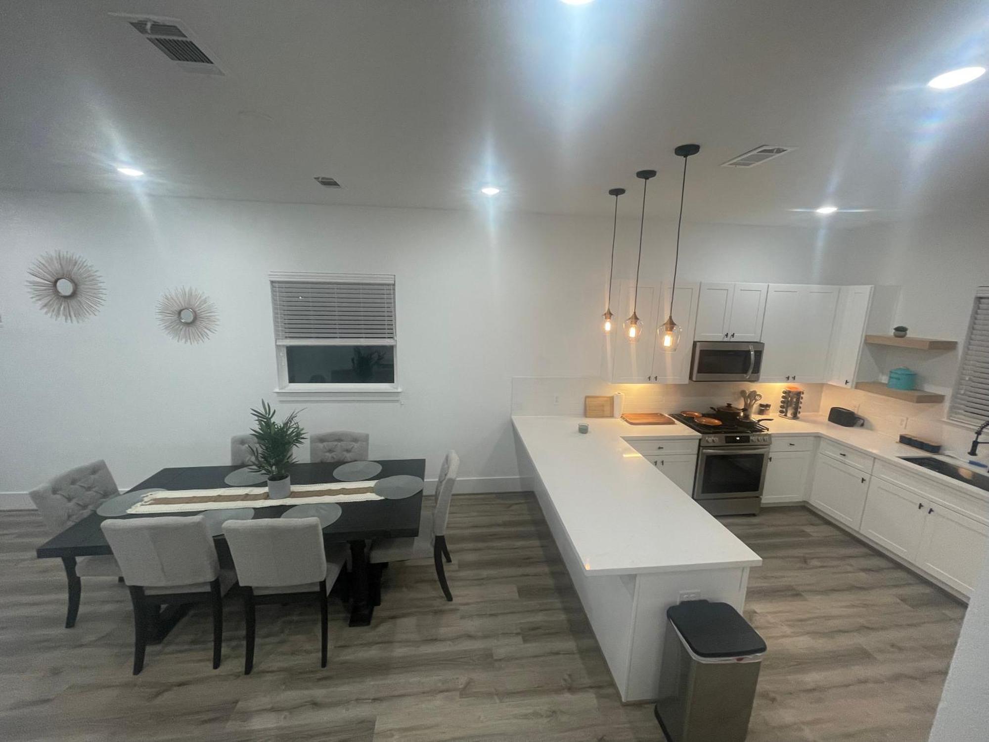 Comfortable 3 Bedroom - Heart Of Texas Medical Center Houston Bagian luar foto