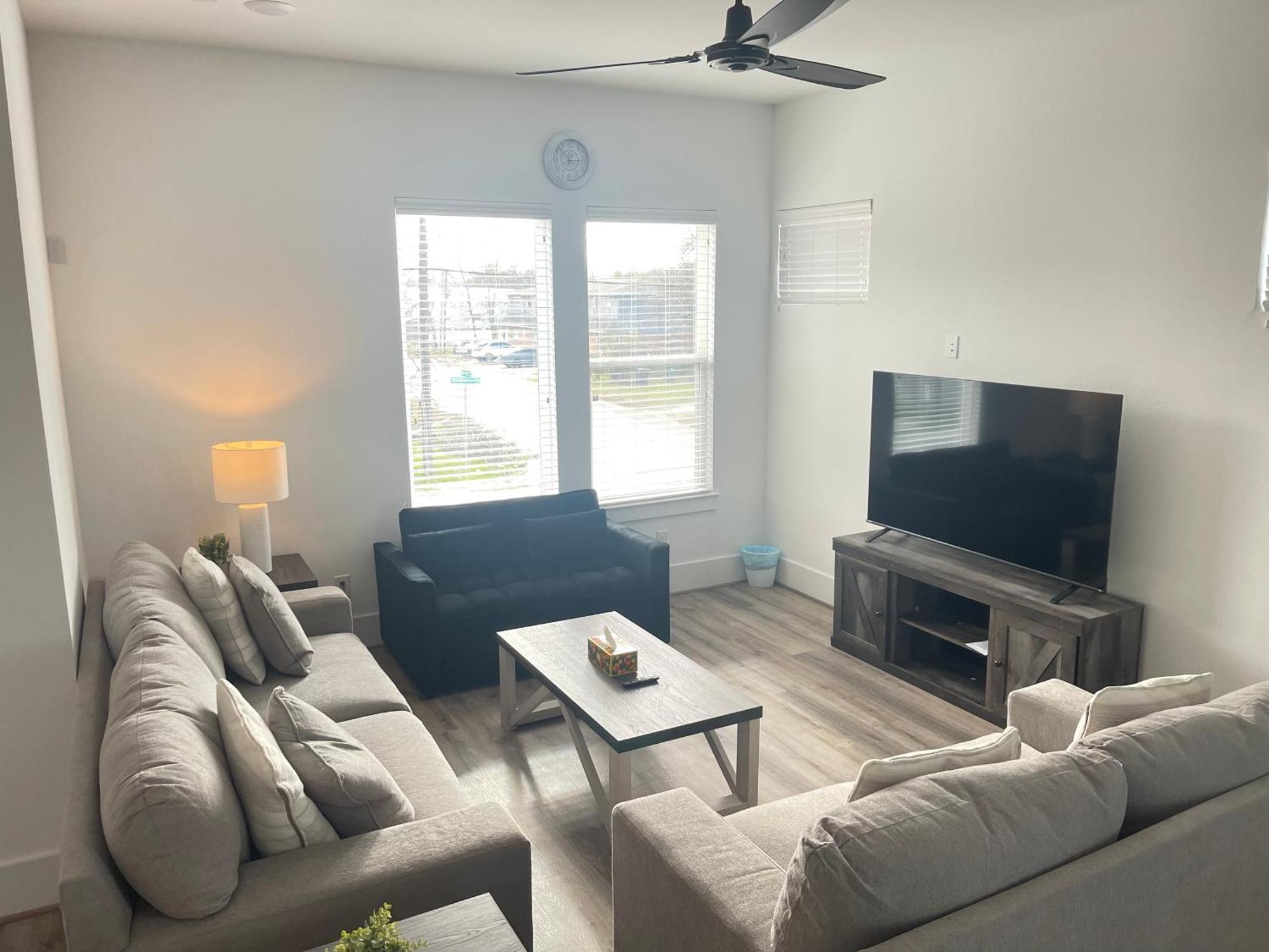 Comfortable 3 Bedroom - Heart Of Texas Medical Center Houston Bagian luar foto